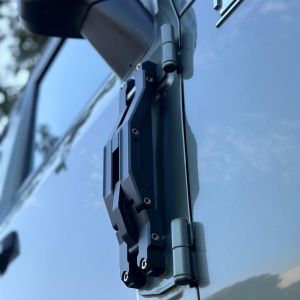 STEP HINGE TYPE 2 BLACK